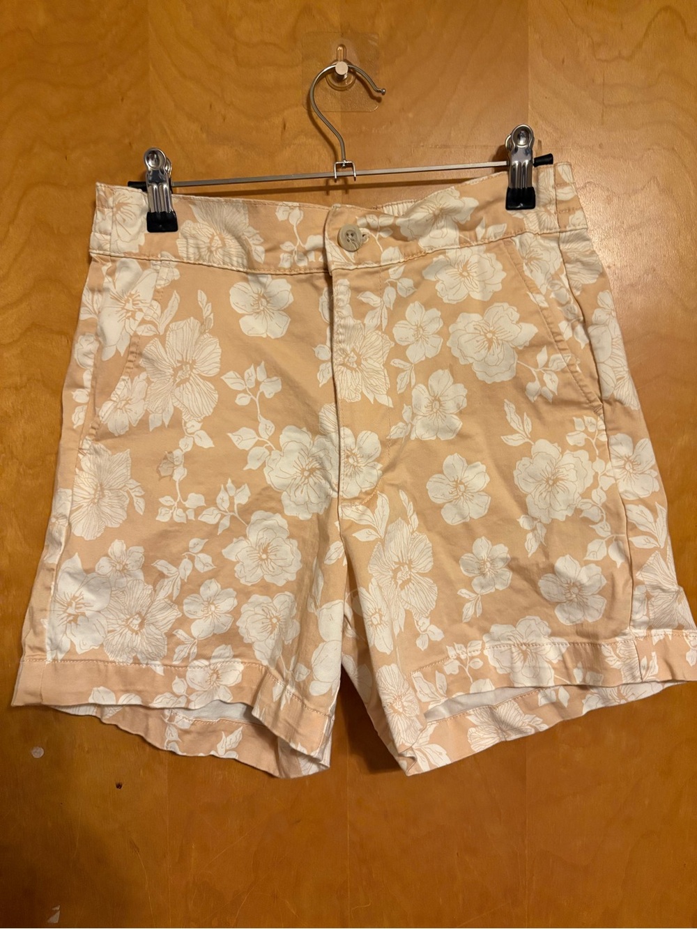 JACHS Girlfriend Peach Floral Shorts
